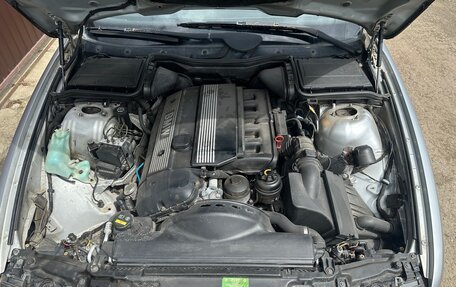 BMW 5 серия, 2002 год, 420 000 рублей, 1 фотография