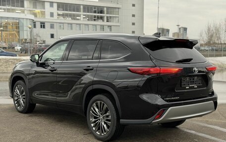 Toyota Highlander, 2026 год, 5 400 000 рублей, 4 фотография