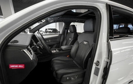 Bentley Bentayga I, 2024 год, 25 750 000 рублей, 9 фотография