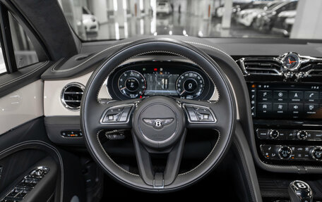 Bentley Bentayga I, 2024 год, 25 750 000 рублей, 12 фотография