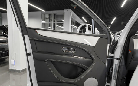 Bentley Bentayga I, 2024 год, 25 750 000 рублей, 24 фотография