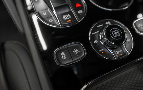 Bentley Bentayga I, 2024 год, 25 750 000 рублей, 28 фотография