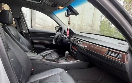 BMW 3 серия, 2005 год, 840 000 рублей, 11 фотография