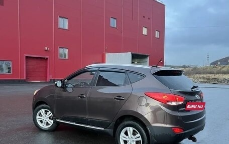 Hyundai ix35 I рестайлинг, 2013 год, 1 100 000 рублей, 23 фотография
