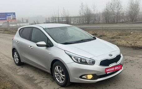 KIA cee'd III, 2012 год, 870 000 рублей, 2 фотография