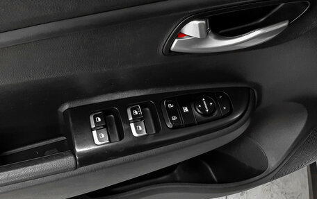 KIA Rio IV, 2019 год, 990 000 рублей, 15 фотография
