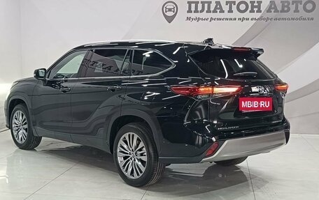 Toyota Highlander, 2026 год, 5 499 000 рублей, 7 фотография