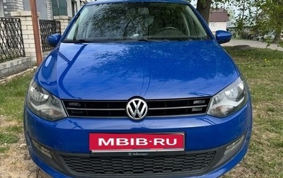 Volkswagen Polo VI (EU Market), 2012 год, 750 000 рублей, 1 фотография