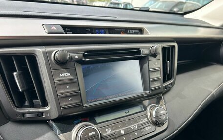 Toyota RAV4, 2015 год, 1 670 000 рублей, 17 фотография