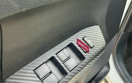 Toyota RAV4, 2015 год, 1 670 000 рублей, 9 фотография