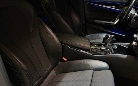 BMW 5 серия, 2018 год, 2 850 000 рублей, 12 фотография