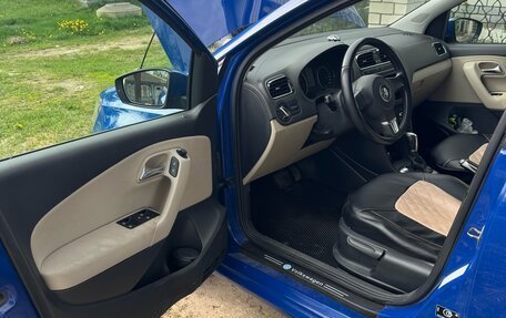 Volkswagen Polo VI (EU Market), 2012 год, 750 000 рублей, 10 фотография