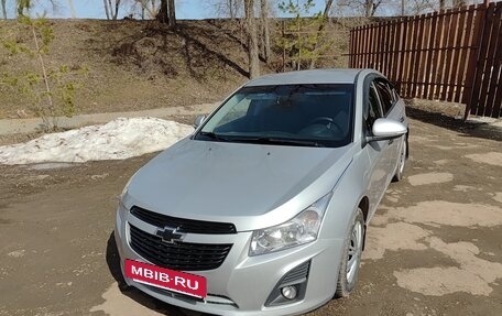 Chevrolet Cruze II, 2014 год, 715 000 рублей, 2 фотография
