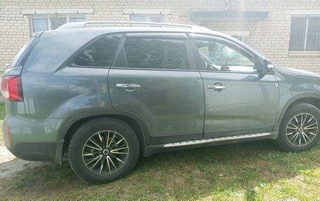 KIA Sorento II рестайлинг, 2016 год, 1 910 000 рублей, 3 фотография