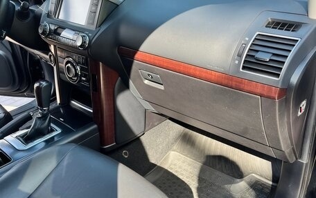Toyota Land Cruiser Prado 150 рестайлинг 2, 2014 год, 4 400 000 рублей, 5 фотография