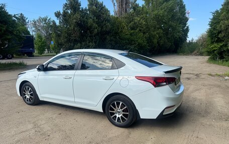 Hyundai Solaris II рестайлинг, 2018 год, 1 450 000 рублей, 2 фотография