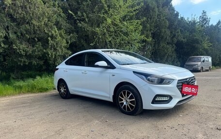 Hyundai Solaris II рестайлинг, 2018 год, 1 450 000 рублей, 4 фотография