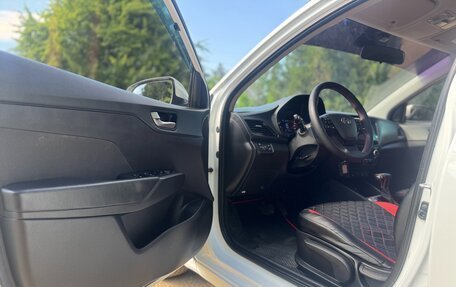 Hyundai Solaris II рестайлинг, 2018 год, 1 450 000 рублей, 10 фотография