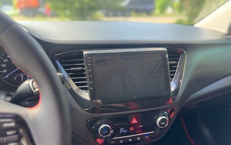 Hyundai Solaris II рестайлинг, 2018 год, 1 450 000 рублей, 13 фотография