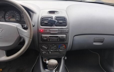 Hyundai Accent II, 2004 год, 350 000 рублей, 7 фотография