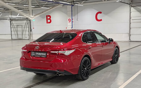 Toyota Camry, 2021 год, 3 449 000 рублей, 6 фотография