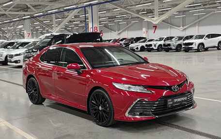 Toyota Camry, 2021 год, 3 449 000 рублей, 3 фотография