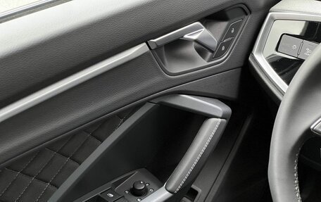 Audi Q3, 2026 год, 4 090 000 рублей, 29 фотография