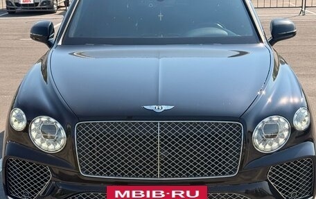 Bentley Bentayga I, 2021 год, 22 100 000 рублей, 2 фотография