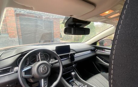 Mazda 6, 2019 год, 2 600 000 рублей, 4 фотография