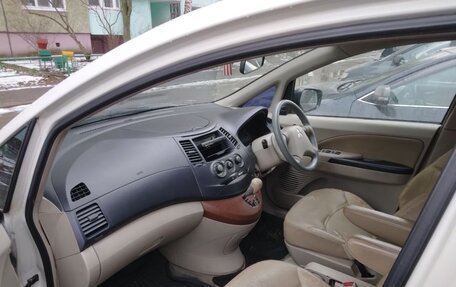 Mitsubishi Grandis, 2003 год, 715 000 рублей, 17 фотография