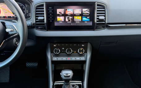 Skoda Karoq I, 2022 год, 3 611 454 рублей, 16 фотография