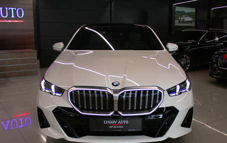 BMW 5 серия, 2025 год, 8 650 000 рублей, 3 фотография