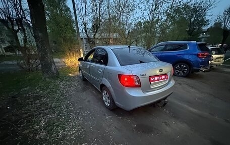 KIA Rio II, 2010 год, 385 000 рублей, 1 фотография