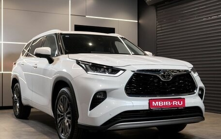 Toyota Highlander, 2026 год, 5 600 000 рублей, 1 фотография