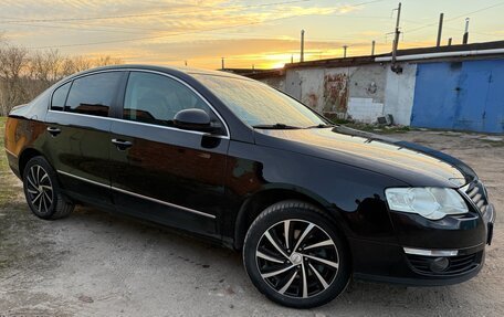 Volkswagen Passat B6, 2007 год, 710 000 рублей, 2 фотография