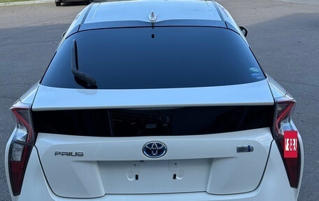 Toyota Prius IV XW50, 2017 год, 1 790 000 рублей, 6 фотография
