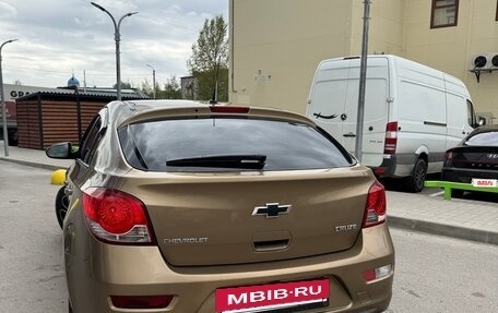 Chevrolet Cruze II, 2013 год, 800 000 рублей, 3 фотография