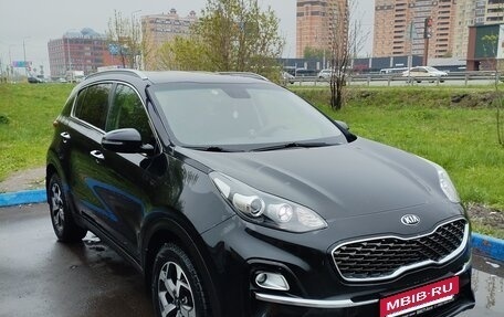 KIA Sportage IV рестайлинг, 2019 год, 2 000 000 рублей, 3 фотография