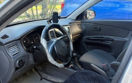 KIA Rio II, 2010 год, 385 000 рублей, 2 фотография