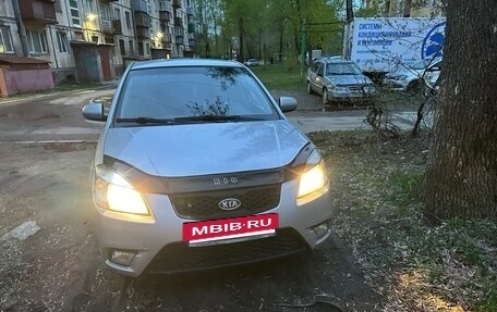 KIA Rio II, 2010 год, 385 000 рублей, 5 фотография