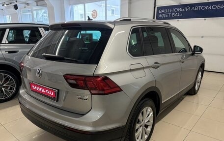 Volkswagen Tiguan II, 2017 год, 2 259 000 рублей, 4 фотография