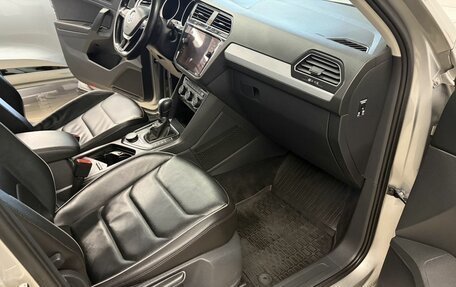 Volkswagen Tiguan II, 2017 год, 2 259 000 рублей, 13 фотография
