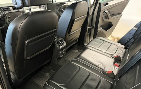 Volkswagen Tiguan II, 2017 год, 2 259 000 рублей, 19 фотография