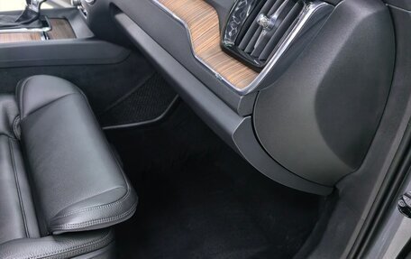 Volvo XC60 II, 2018 год, 3 650 000 рублей, 18 фотография