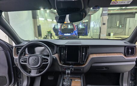 Volvo XC60 II, 2018 год, 3 650 000 рублей, 21 фотография