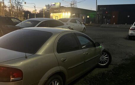 Chrysler Sebring II, 2001 год, 200 000 рублей, 2 фотография