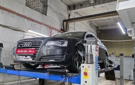 Audi A8, 2010 год, 999 999 рублей, 6 фотография