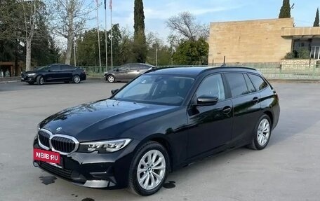 BMW 3 серия, 2022 год, 3 390 000 рублей, 10 фотография
