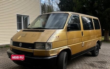 Volkswagen Transporter T4, 2001 год, 850 000 рублей, 2 фотография