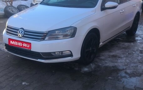 Volkswagen Passat B7, 2012 год, 870 000 рублей, 1 фотография
